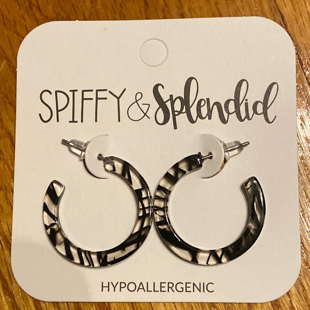 NWT Spiffy & Splendid 1” Hoops Hypoallergenic
